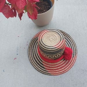 Wayuu Handmade Hat in Red & Black